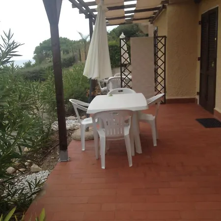 Punta Morcone Daire Capoliveri (Isola d'Elba)